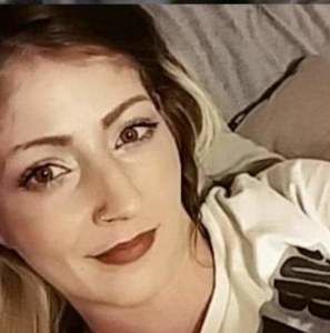 Meet your Posher, Robin lynn